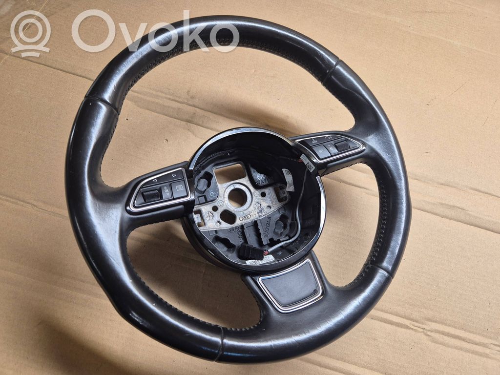 Audi A3 S3 8V Ohjauspyörä 