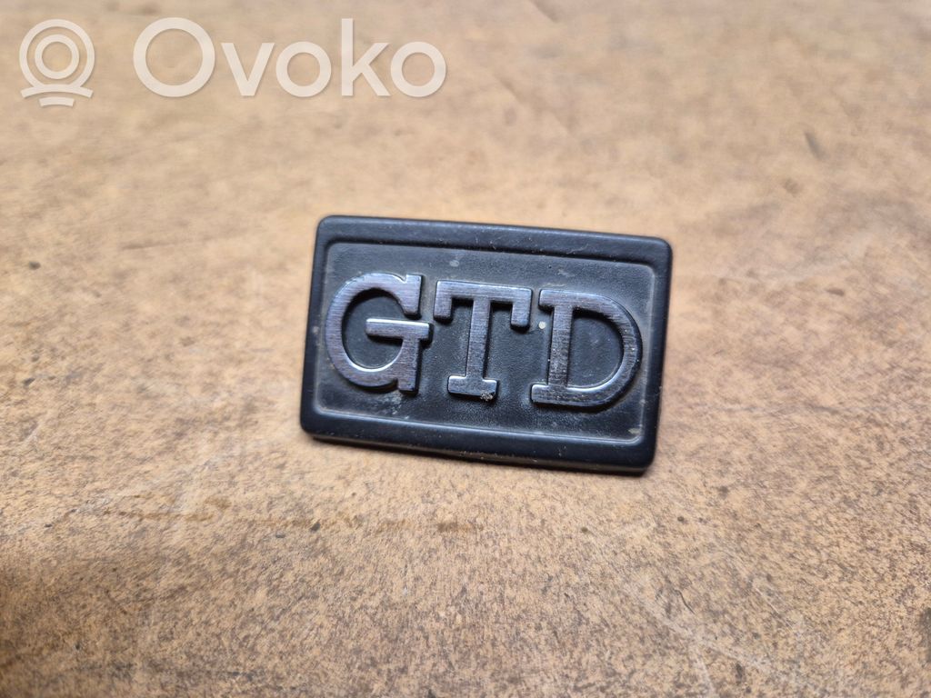 Volkswagen Golf II Litery / Emblematy na błotnik przedni 