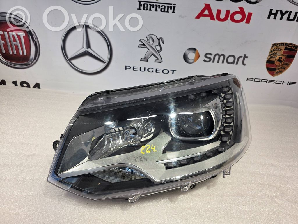 Volkswagen Transporter - Caravelle T5 Headlight/headlamp 