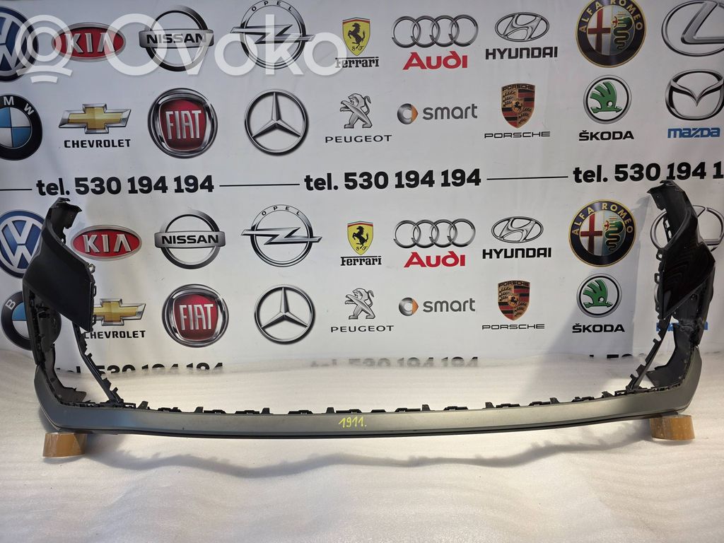 Audi Q8 Priekinis bamperis 