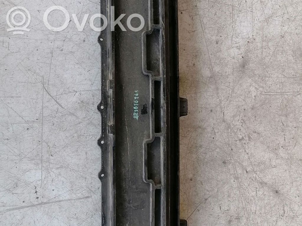 KIA Ceed Takapuskurin poikittaistuki 