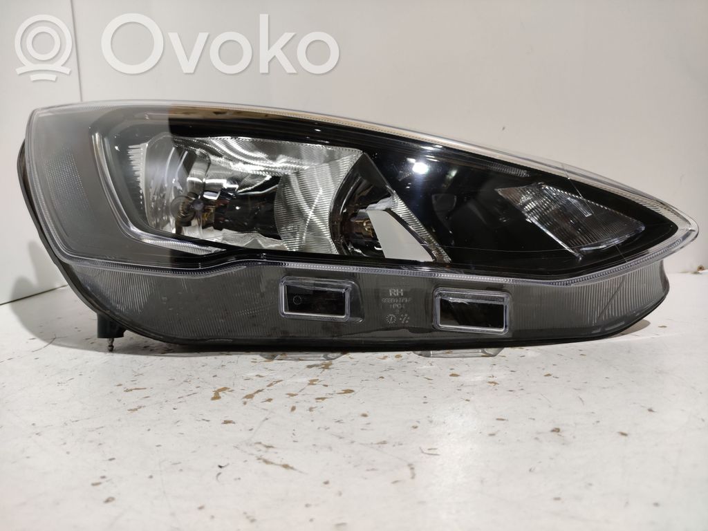 Ford Focus Headlight/headlamp 