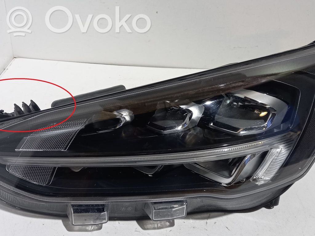 Ford Focus Headlight/headlamp 