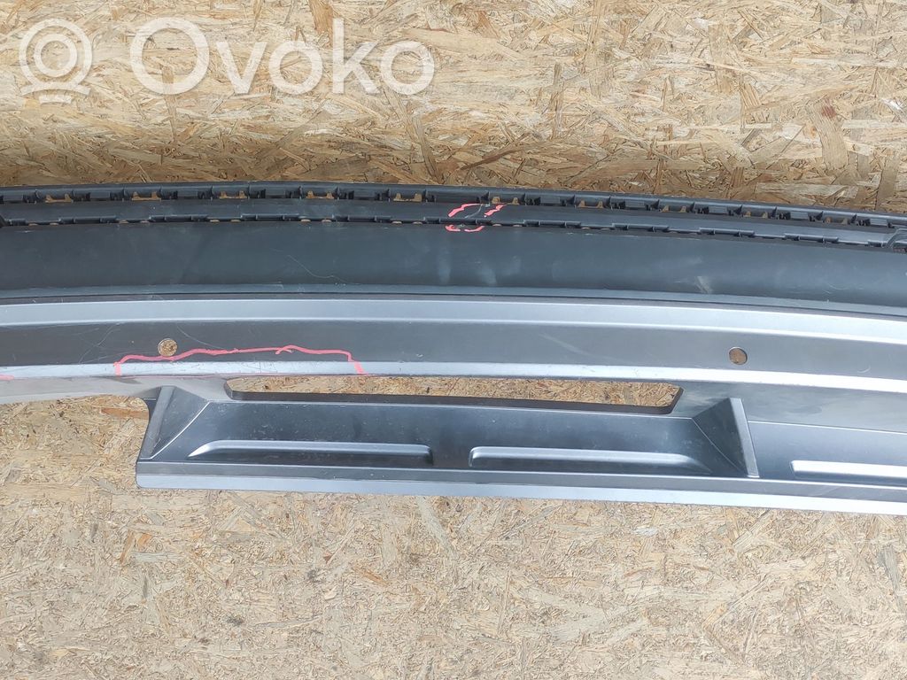 Volkswagen Tiguan Moldura inferior del parachoques trasero 