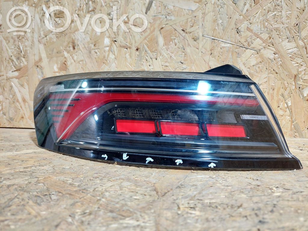 Lampa tylna   3G8945207N,3609876