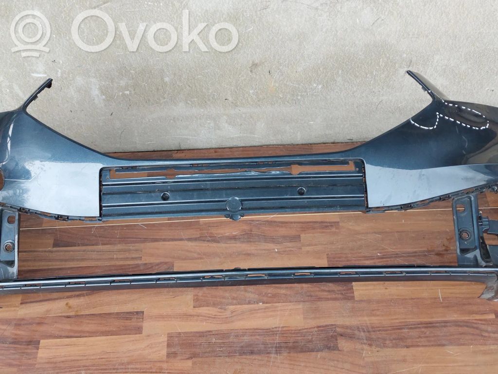 Front bumper   5FA807221,3899217