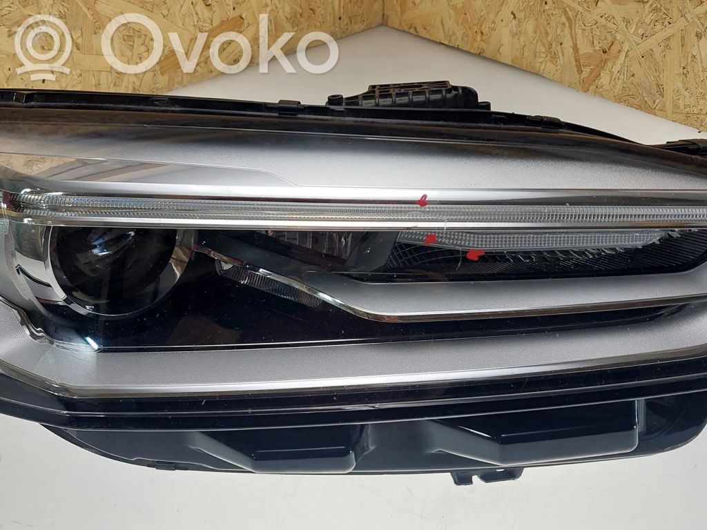 Audi A5 Headlight/headlamp 
