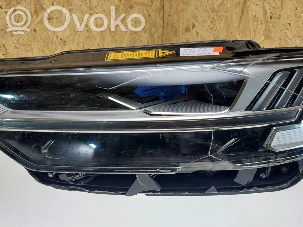 Audi A8 S8 D5 Scheinwerfer 