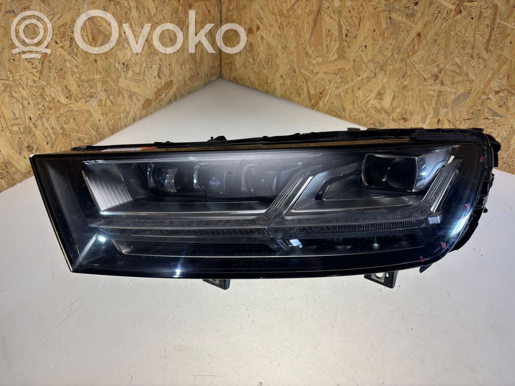 Audi Q7 4M Scheinwerfer 