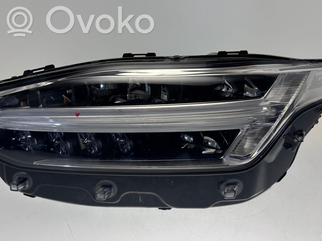 Volvo XC90 Scheinwerfer 