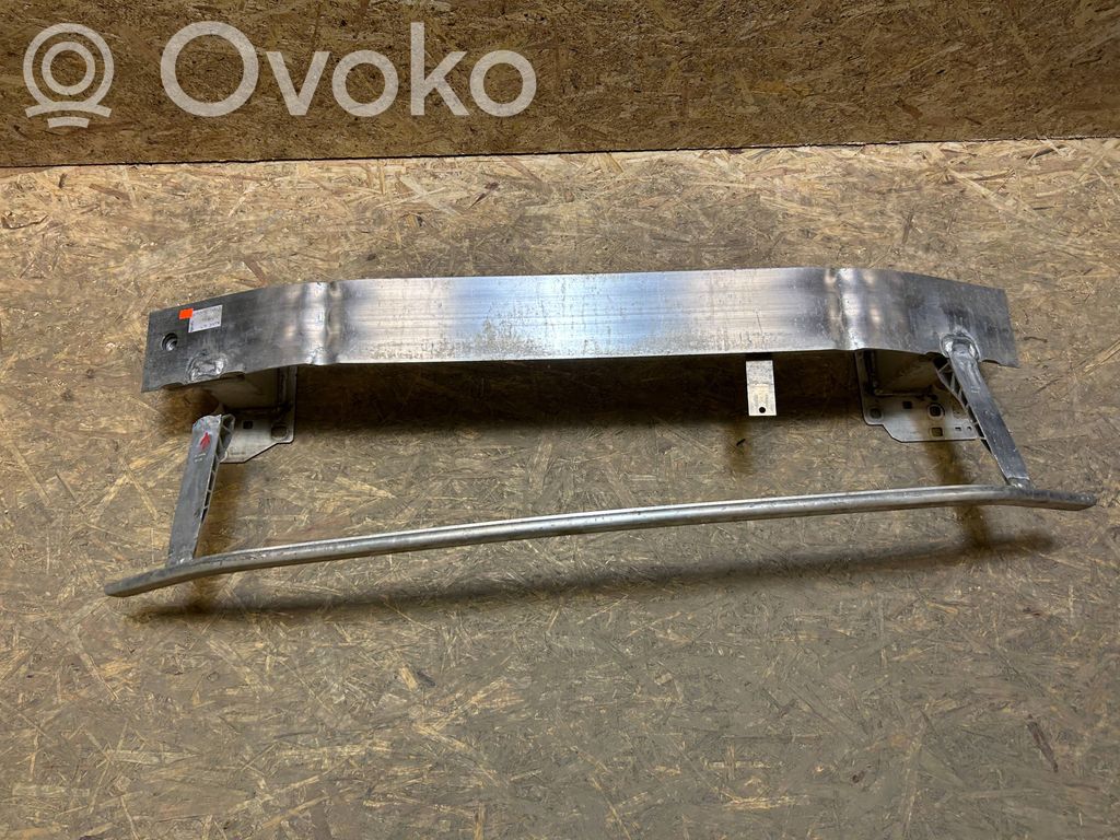 Audi Q3 F3 Poprzeczka zderzaka przedniego 