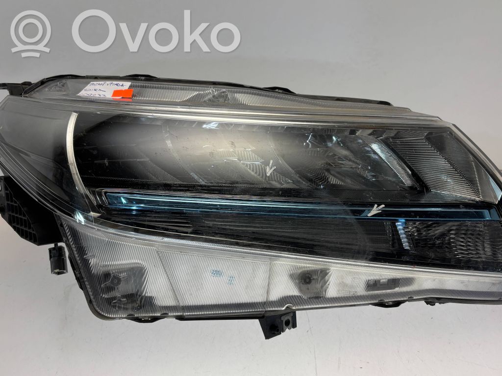 Suzuki Vitara (LY) Scheinwerfer 