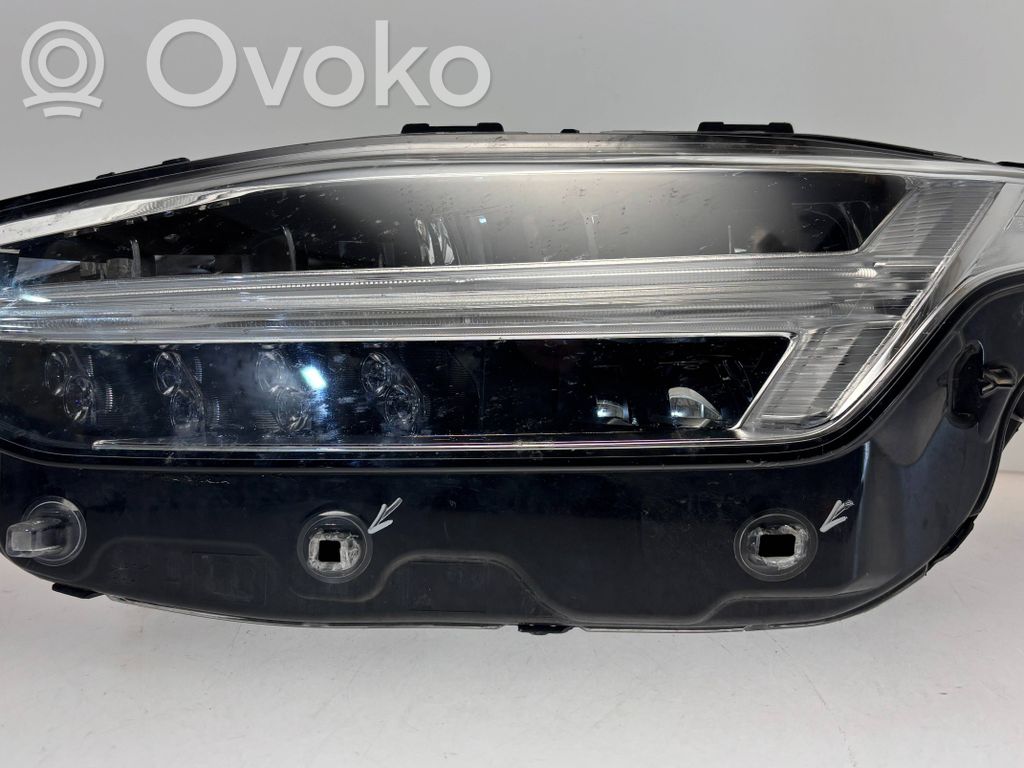 Volvo XC90 Scheinwerfer 