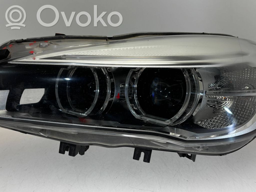 BMW 2 F46 Scheinwerfer 