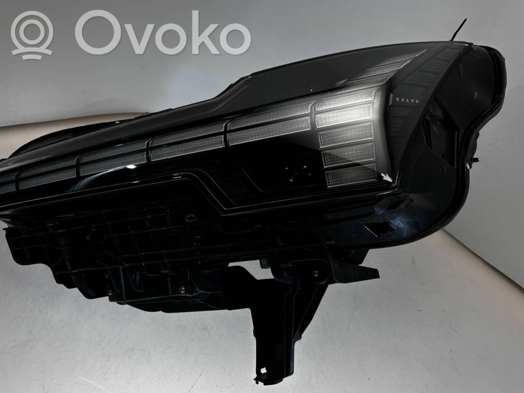Volvo EX30 Headlight/headlamp 