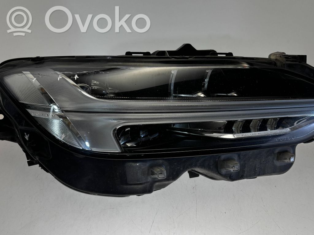 Volvo S90, V90 Faro delantero/faro principal 