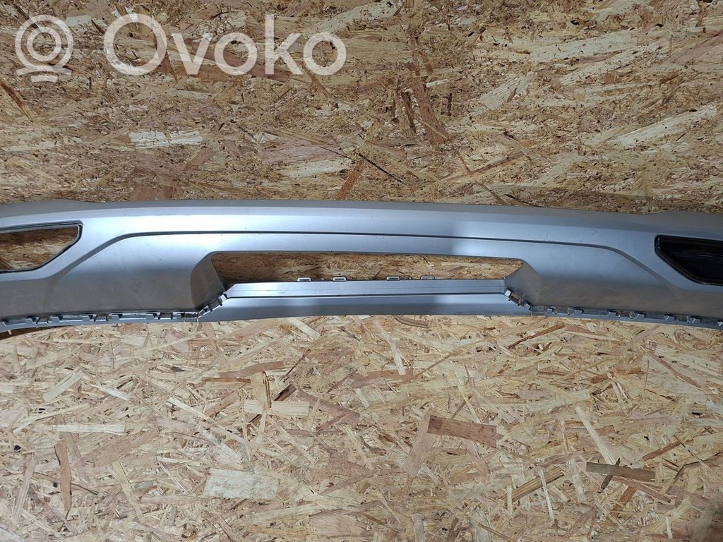 Audi Q3 F3 Moldura inferior del parachoques trasero 