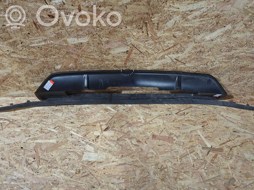 Audi Q8 Apatinė bamperio dalis 