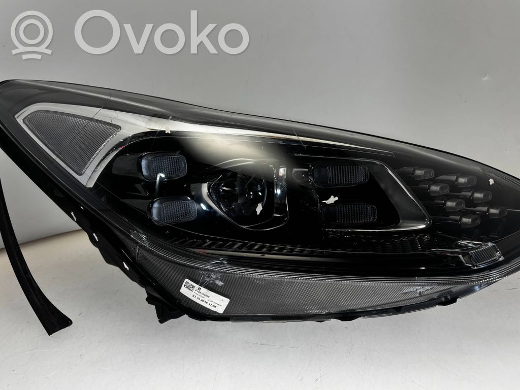 KIA Sportage Lampa przednia 