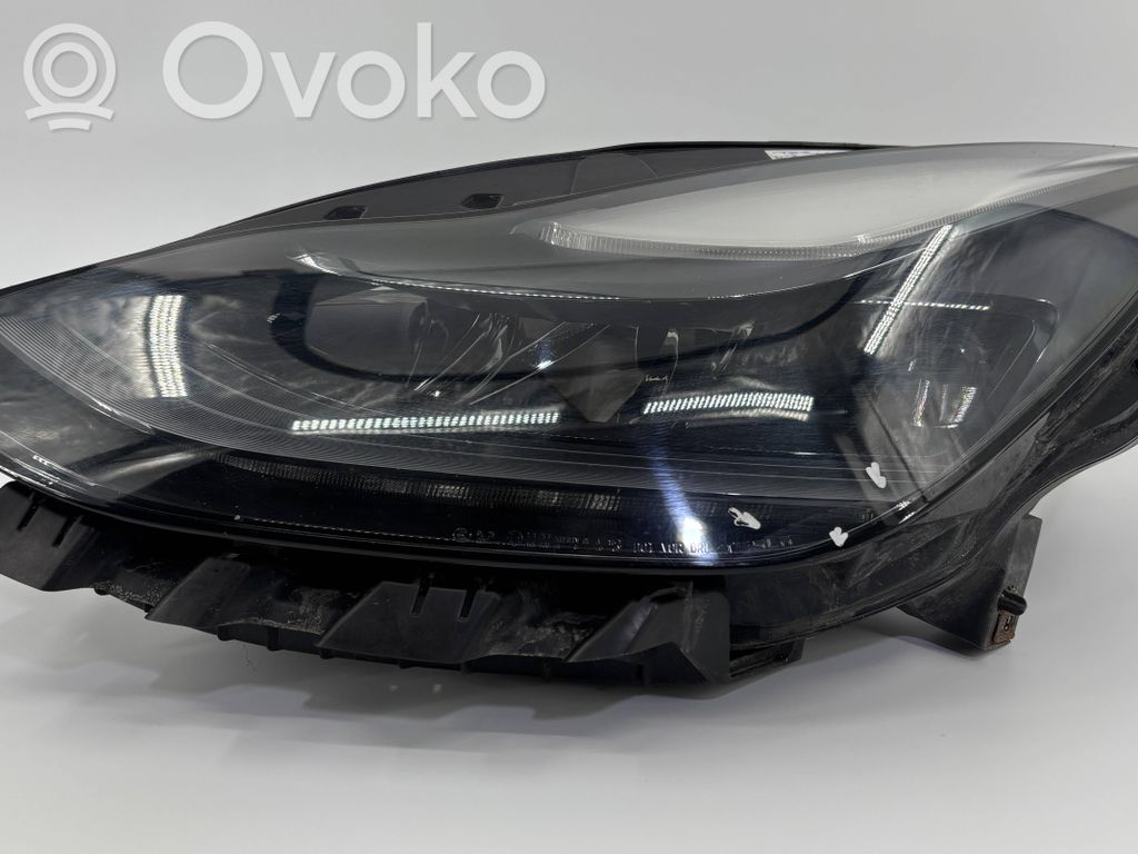 Tesla Model 3 Faro/fanale 