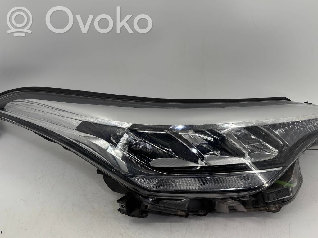 Toyota C-HR I Scheinwerfer 