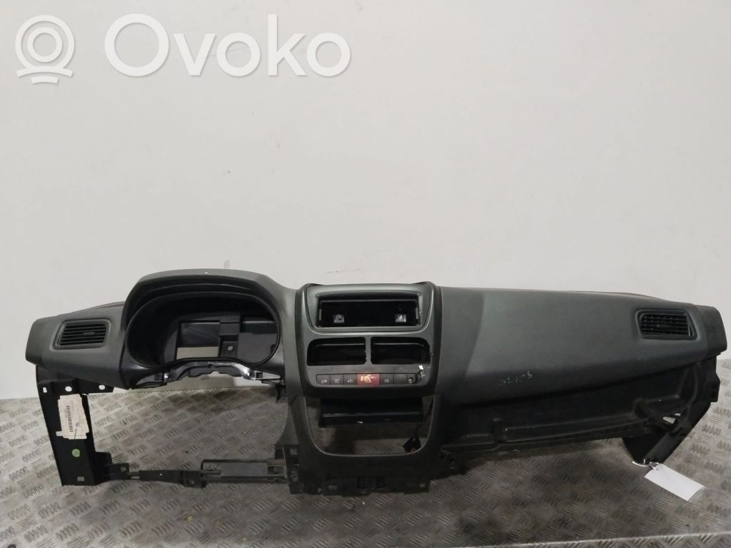 Fiat Doblo Panel de instrumentos 