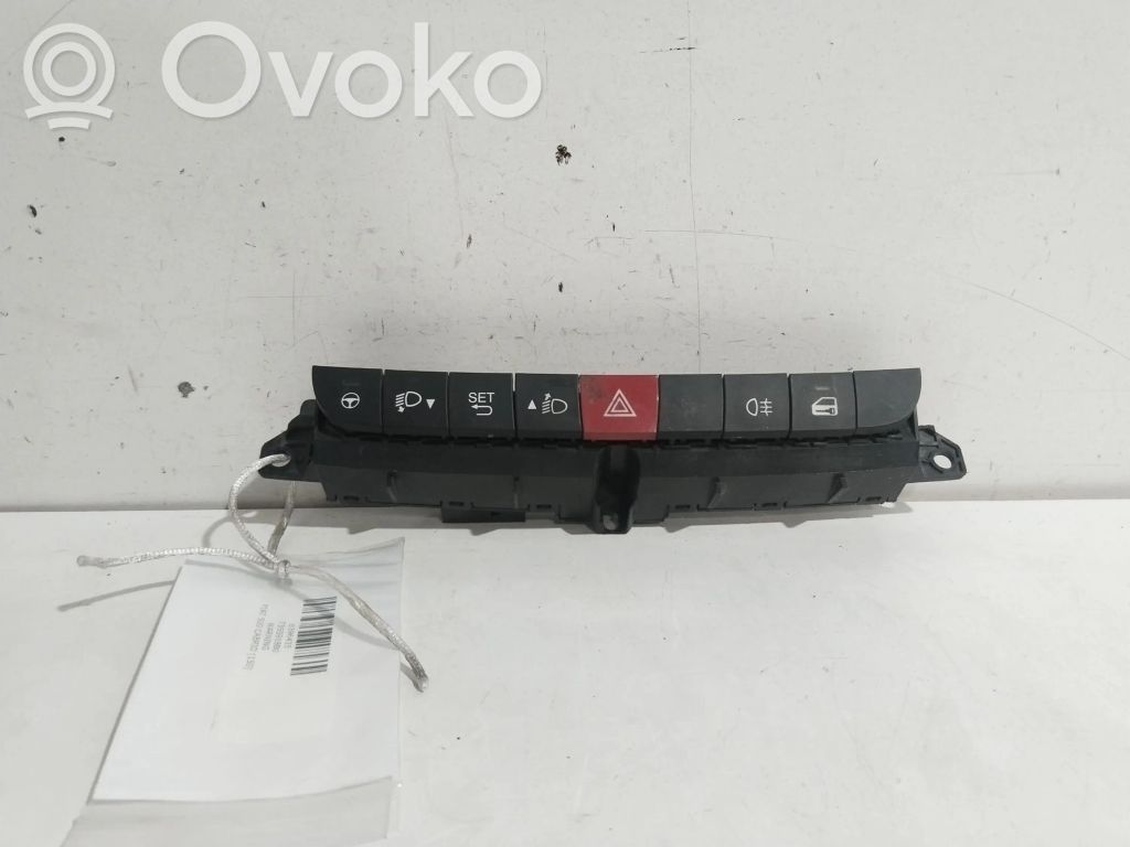 Fiat 500 Abarth Hazard light switch 