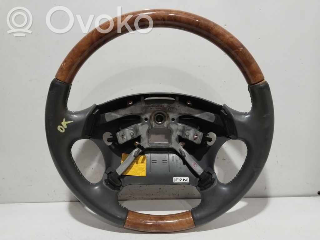 Volante   561113F000