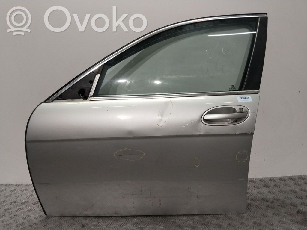 Front door   41515A2A371
