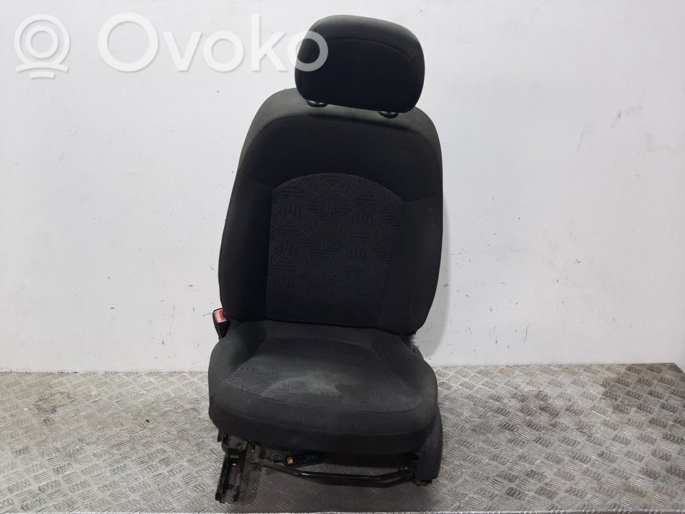 Opel Corsa E Kuljettajan istuin 