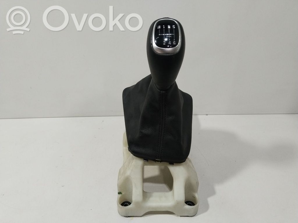 KIA Ceed Asta della leva del cambio