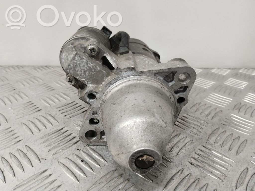 Motor de arranque   M002T85871