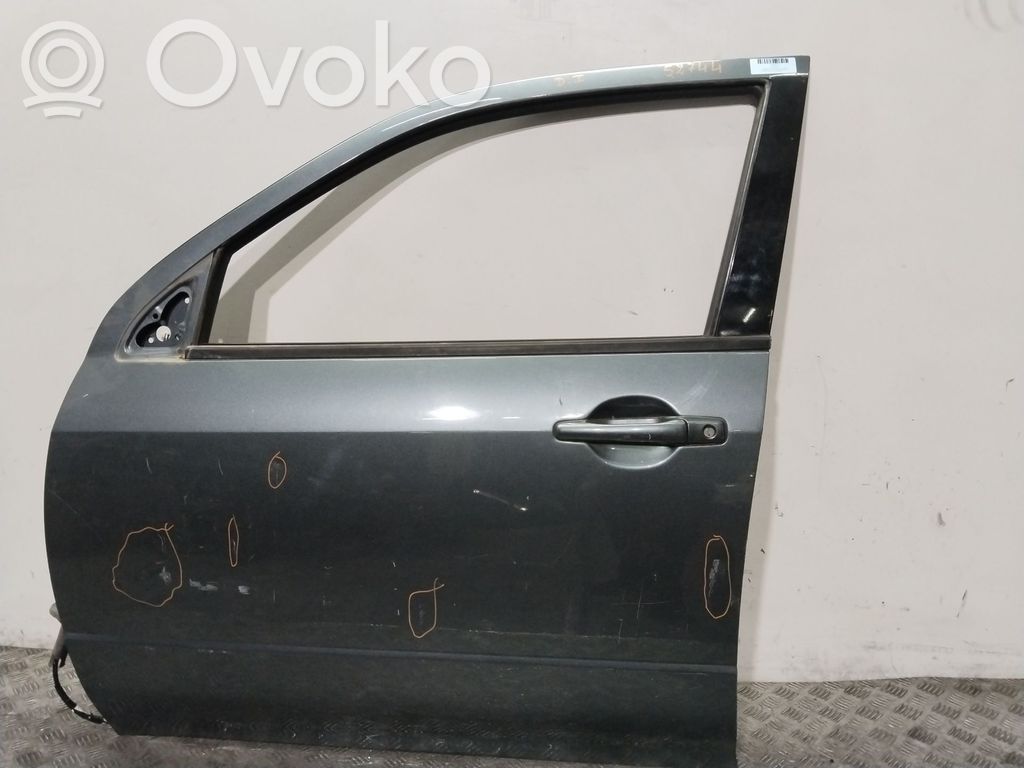 Puerta delantera   MN133603