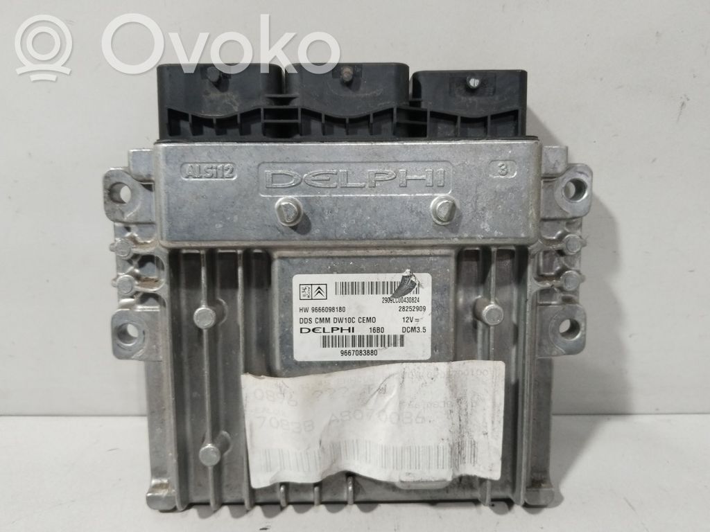 Unidad de control/módulo del motor   9667083880