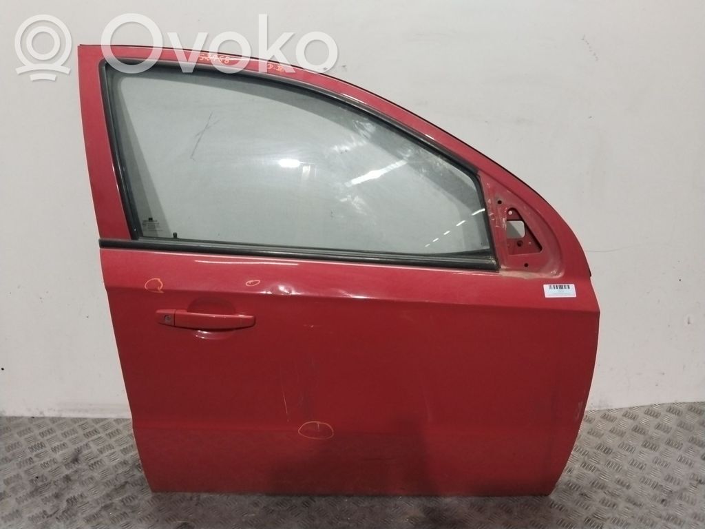 Chevrolet Aveo Puerta delantera 