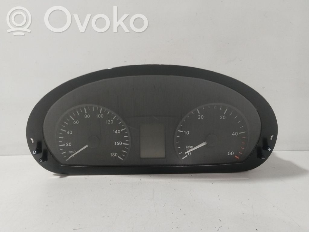 Mercedes-Benz Sprinter W906 Licznik / Prędkościomierz 