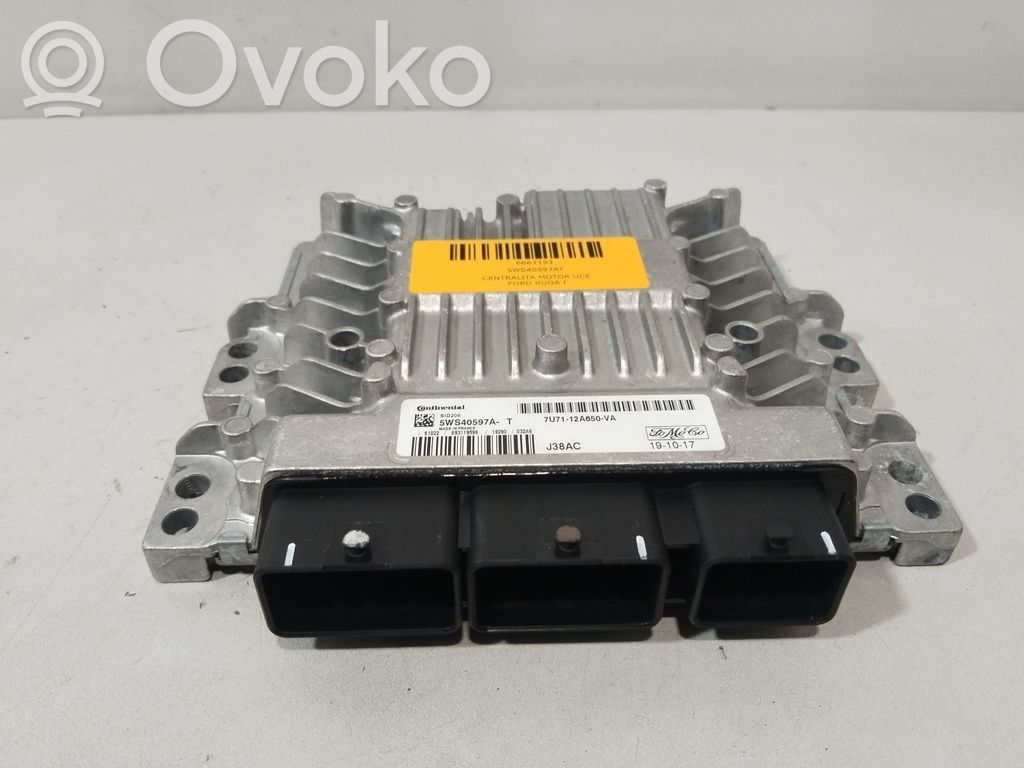 Ford Kuga I Calculateur moteur ECU 