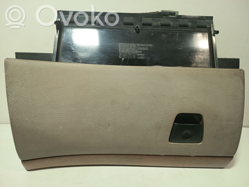 Volvo XC90 Schowek deski rozdzielczej 