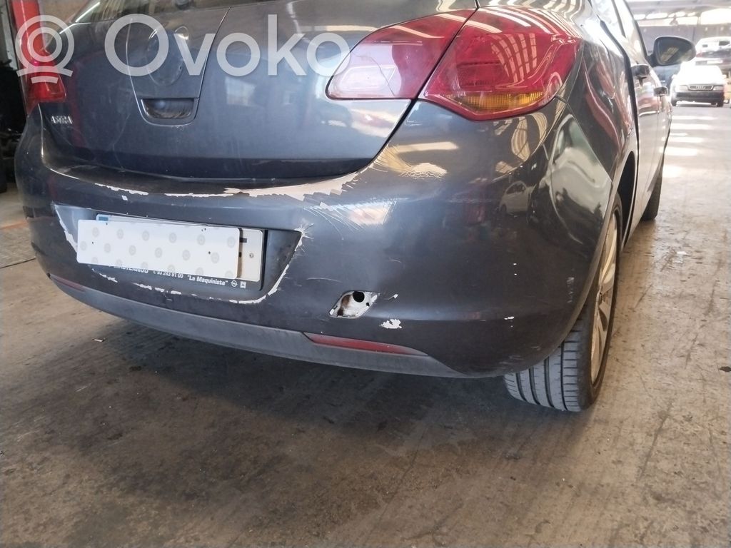Opel Astra H Parachoques 