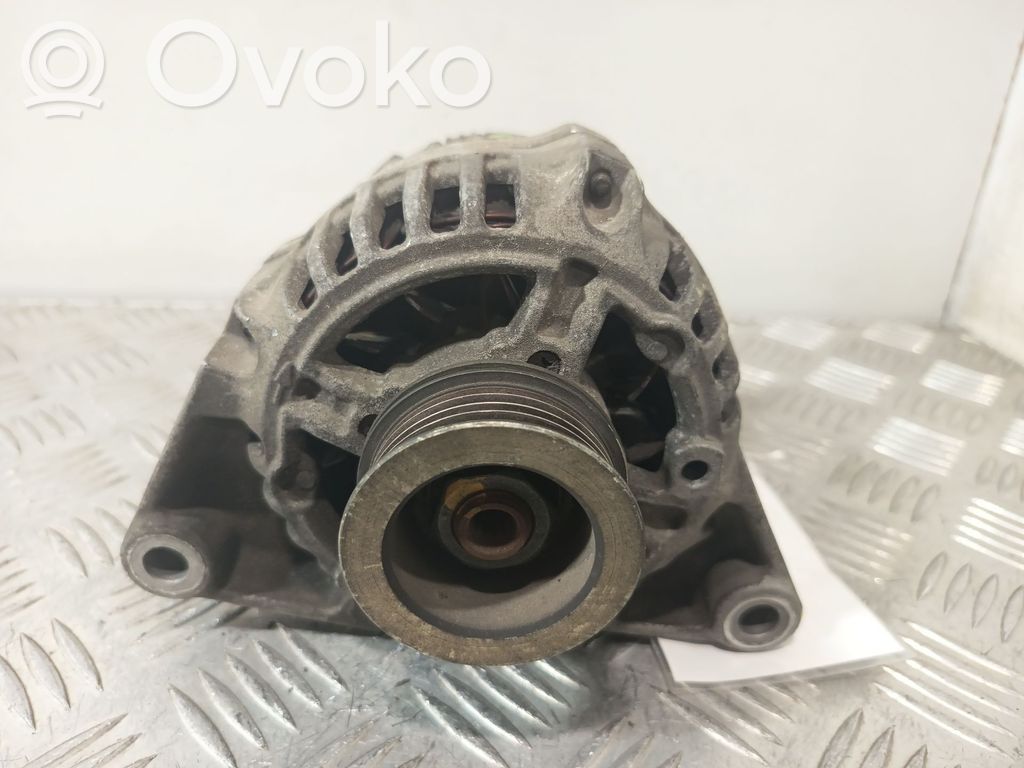 Opel Corsa B Generator/alternator 