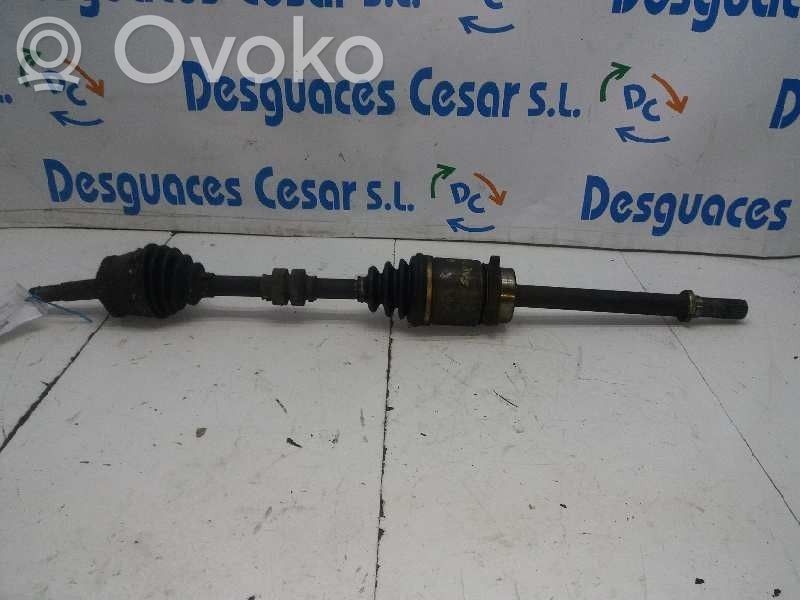 Nissan Primera Semiasse anteriore 