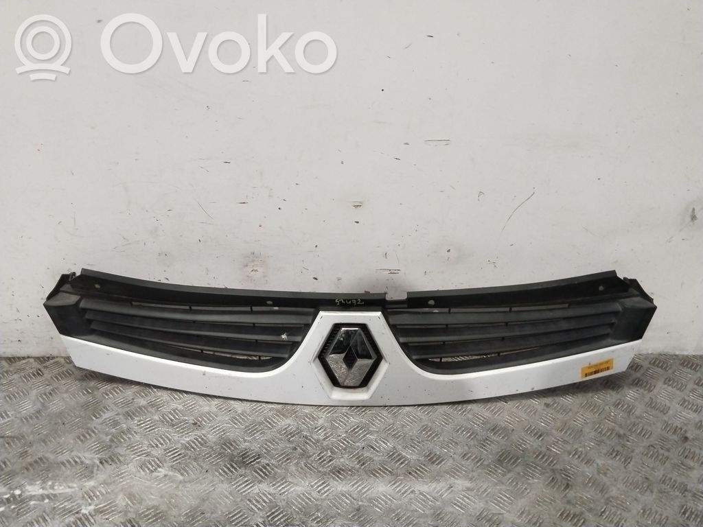 Renault Kangoo II Rejilla del guardabarros