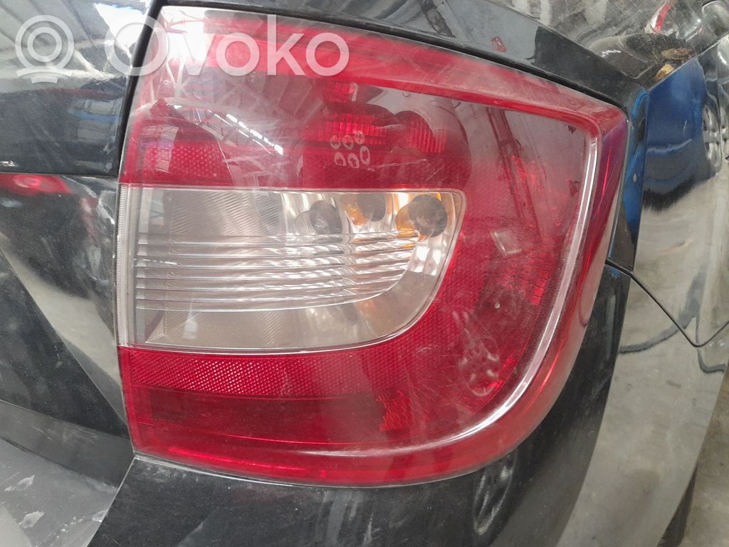 Skoda Rapid (NH) Lampă spate în caroserie 