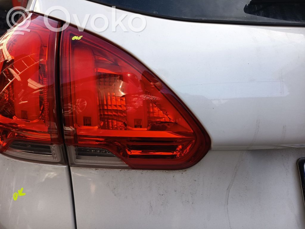 Peugeot 2008 I Żarówka do lampy przedniej 