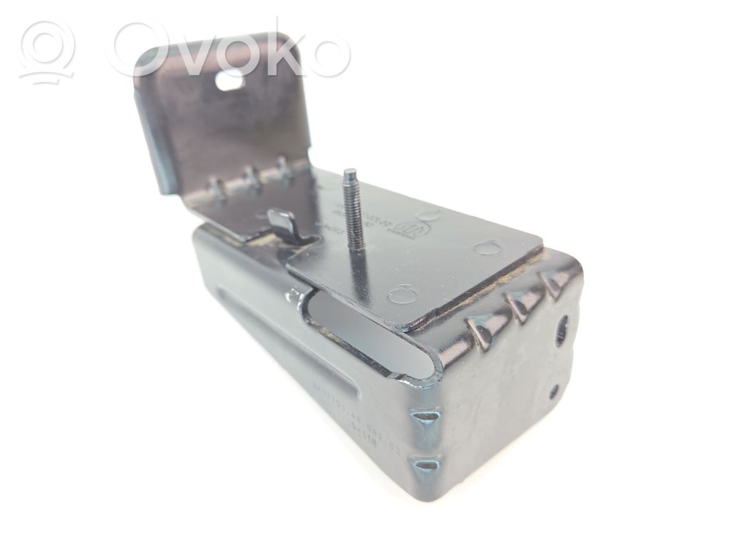 Engine control unit holder   9859881180,25146,KA17751900001
