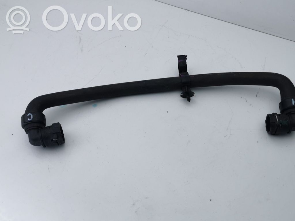 Caurulīte (-es) / šļūtene (-es)   9862987480