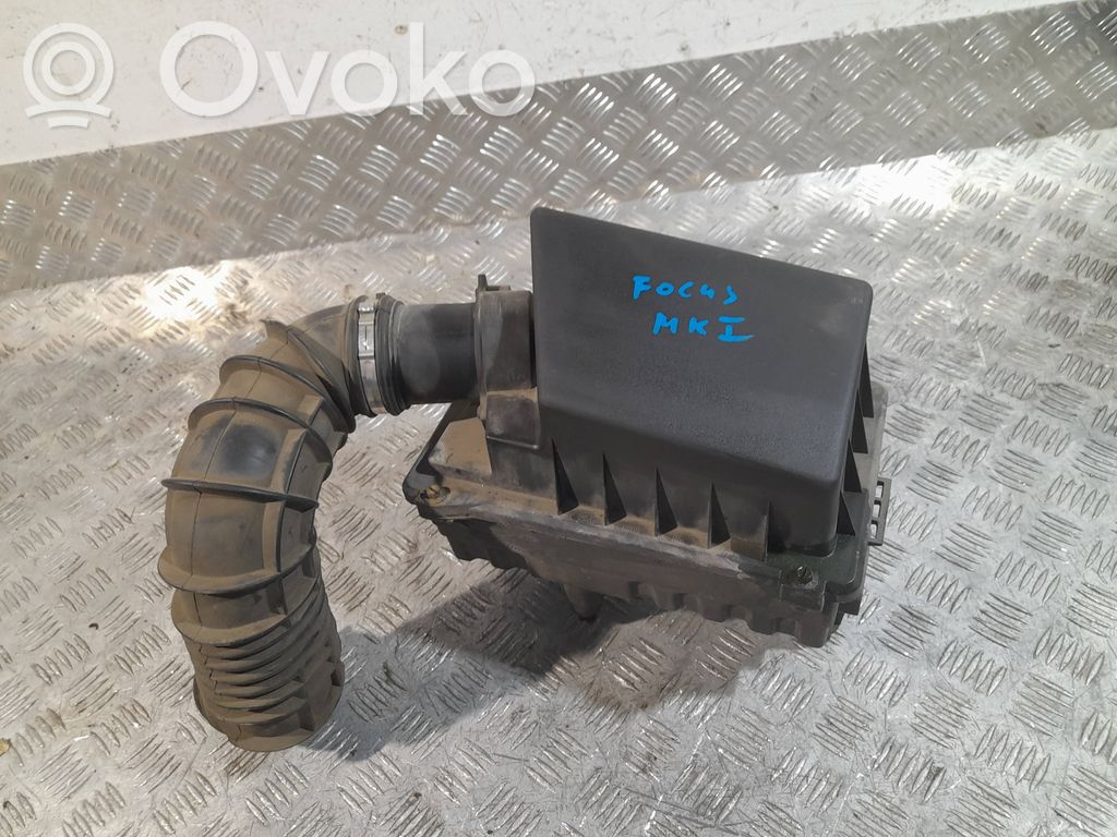 Air filter box   YS4U9600BA