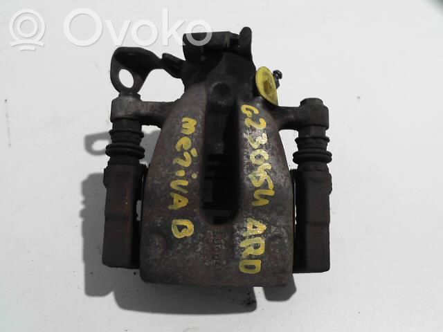 Opel Meriva B Задний суппорт 