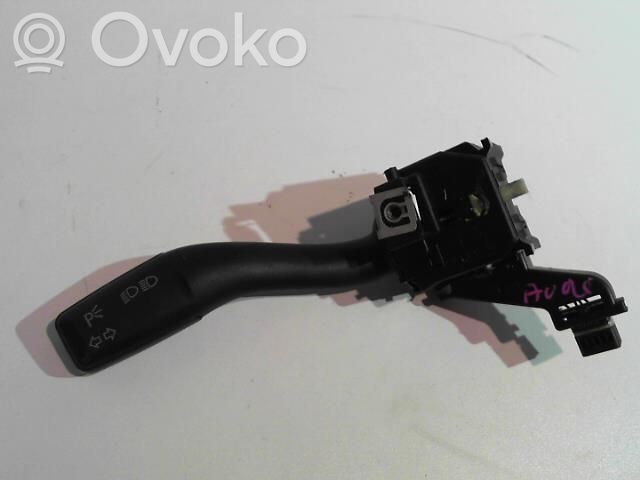 Audi A3 S3 A3 Sportback 8P Commodo de clignotant 