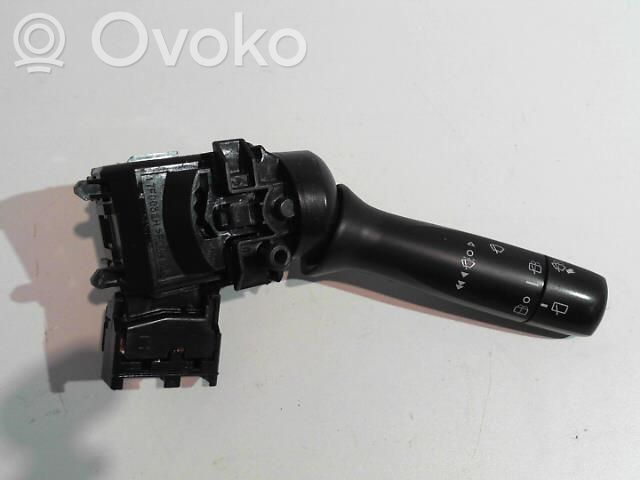 Citroen C1 Pyyhkijän vipu 